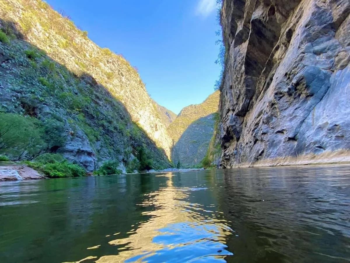 Descubre los Paisajes que Rodean Apaseo el Grande: Rutas de Senderismo para Exploradores Guanajuatenses